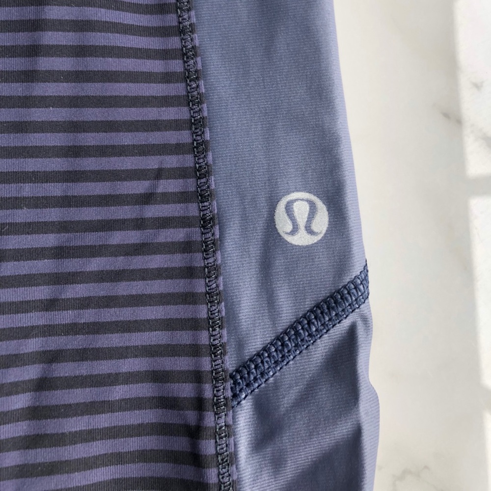lululemon athletica Striped Gray Leggings - Picture 4 of 8